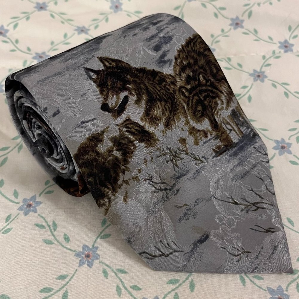 Wembley endangered species Tie